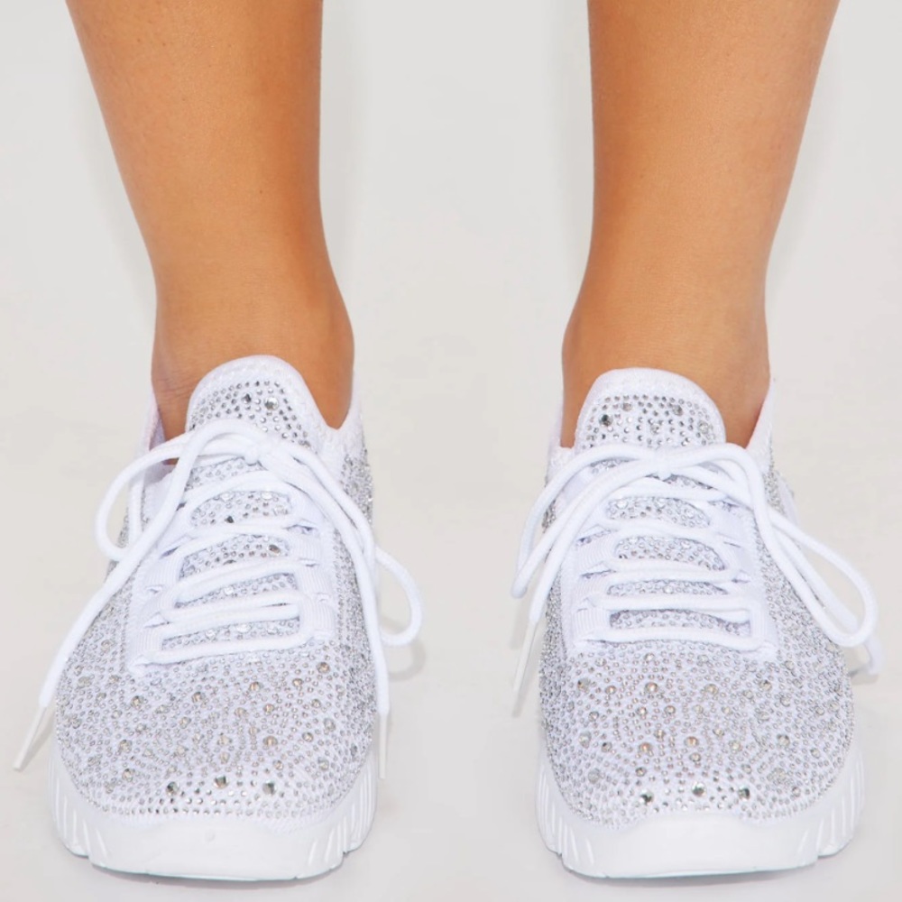 💕 NWT WHITE BEDAZZLED Sparkle Sneakers ✨ size 7 - Picture 7 of 8